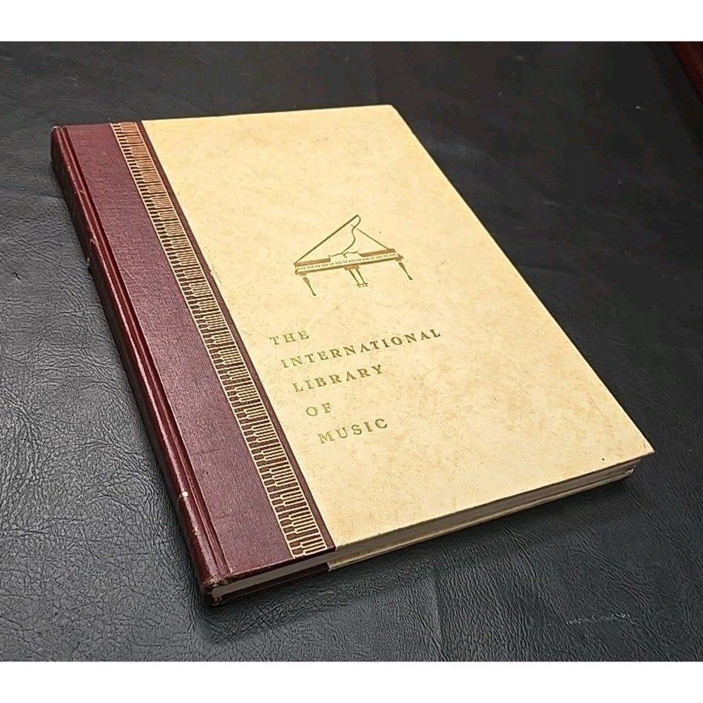 The International Library Of Music / The Opera History & Guide / Volume 4 / 1961